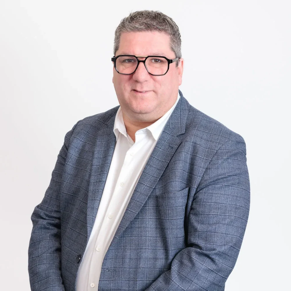 Stephane Legrand - Administrateur (Vice-president aux ventes, Groupe Ici Medias